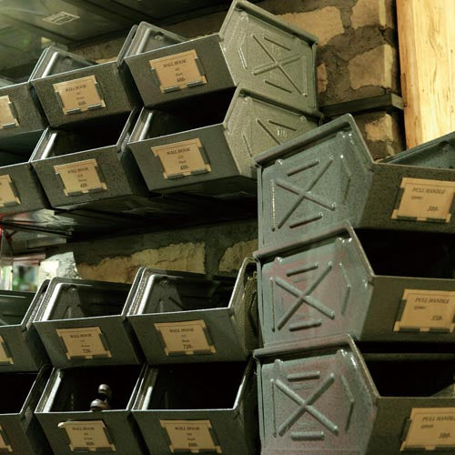 PARTS STOCKER