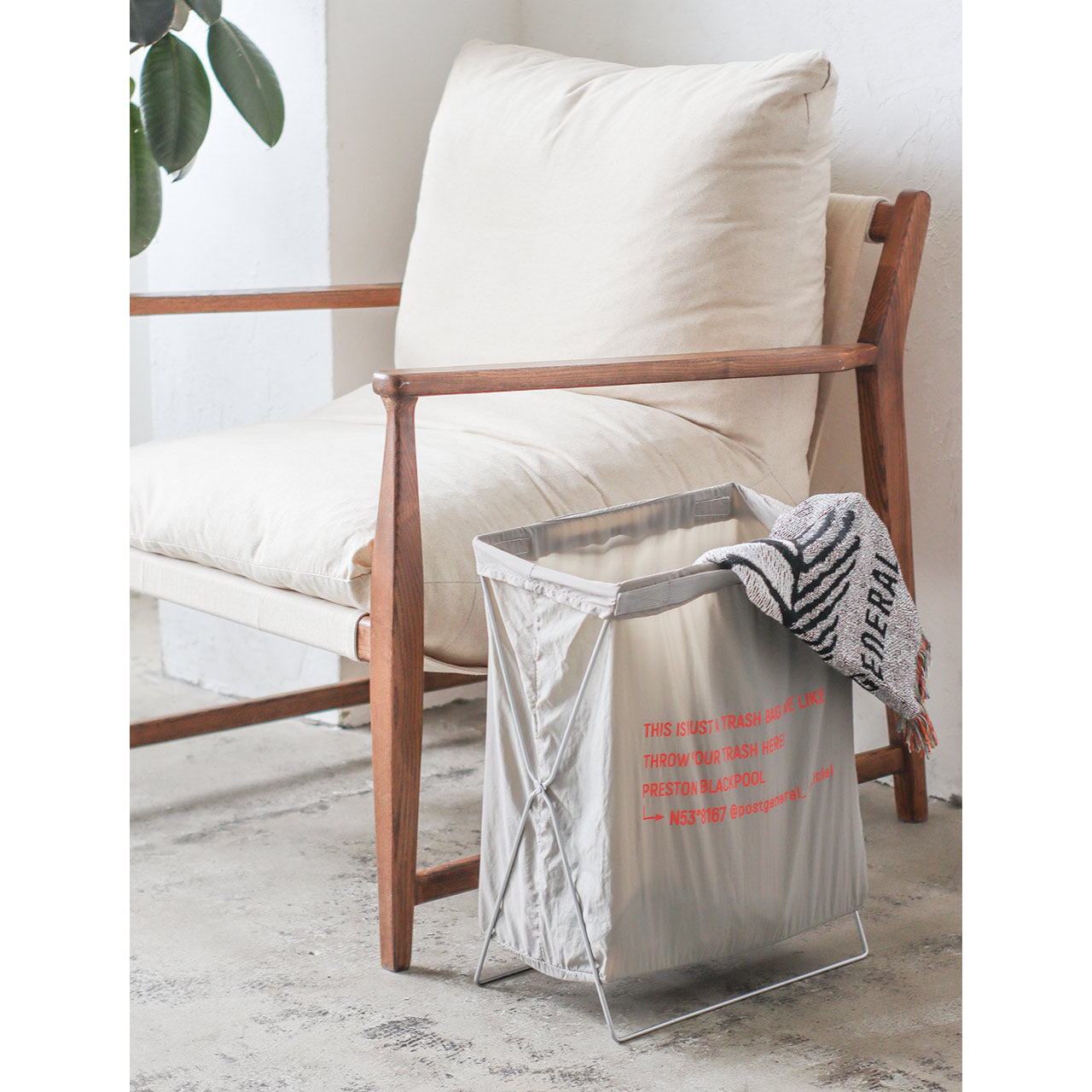TRASH IT / トラッシュイット