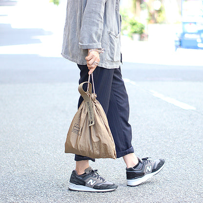 PACKABLE PARACHUTE NYLON BAG / パッカブル パラシュートナイロンバッグ