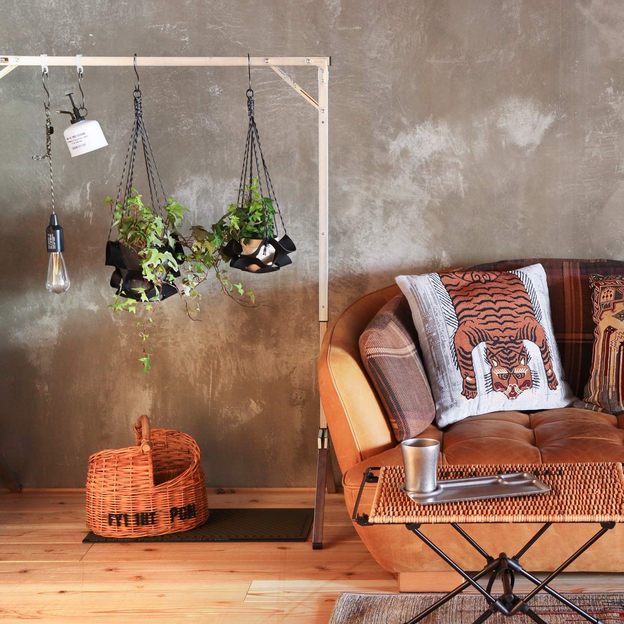 EXHIBITION FOLDABLE HANGER RACK / エキシビション フォルダブルハンガーラック