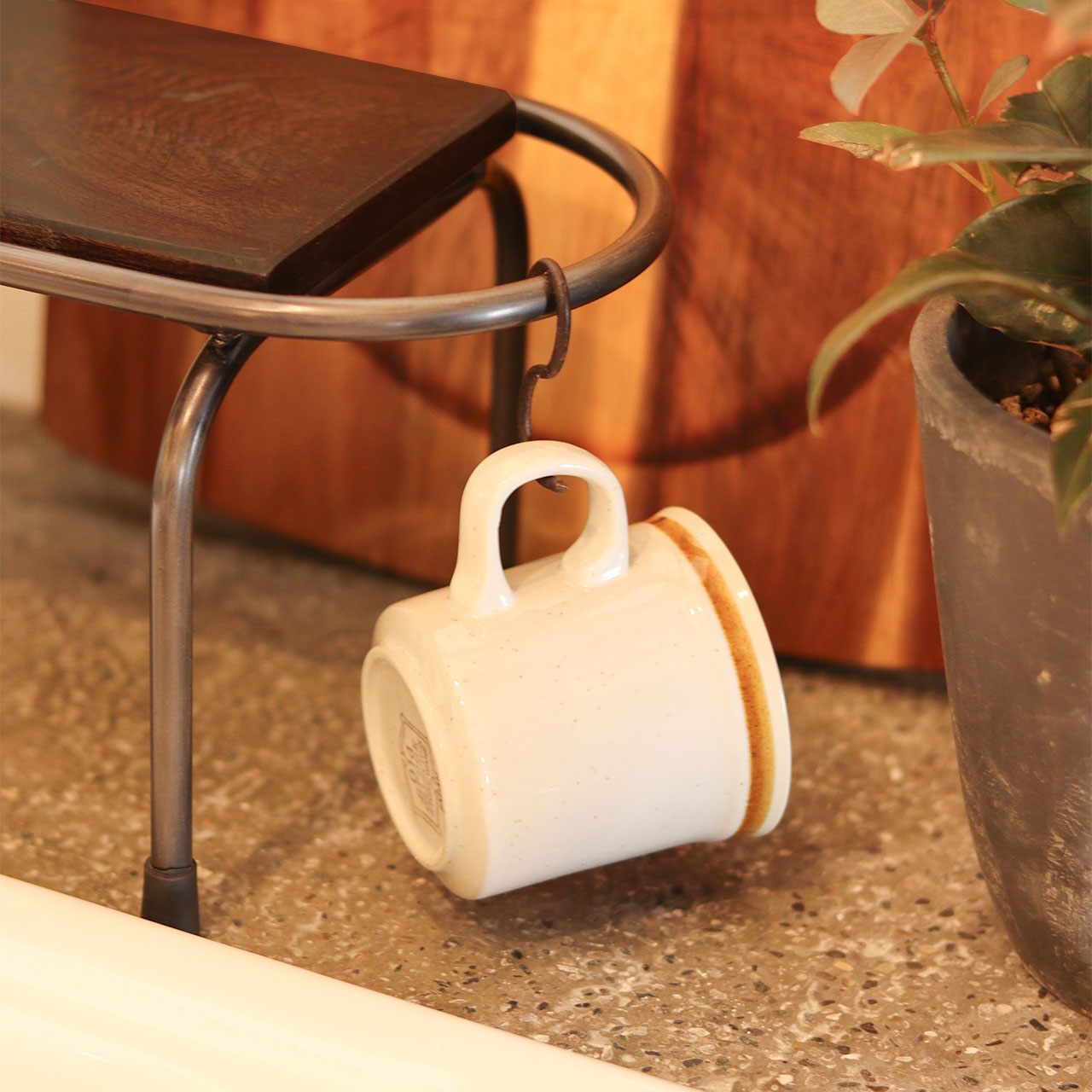 INDUSTRIAL SMALL TABLE / インダストリアル スモールテーブル