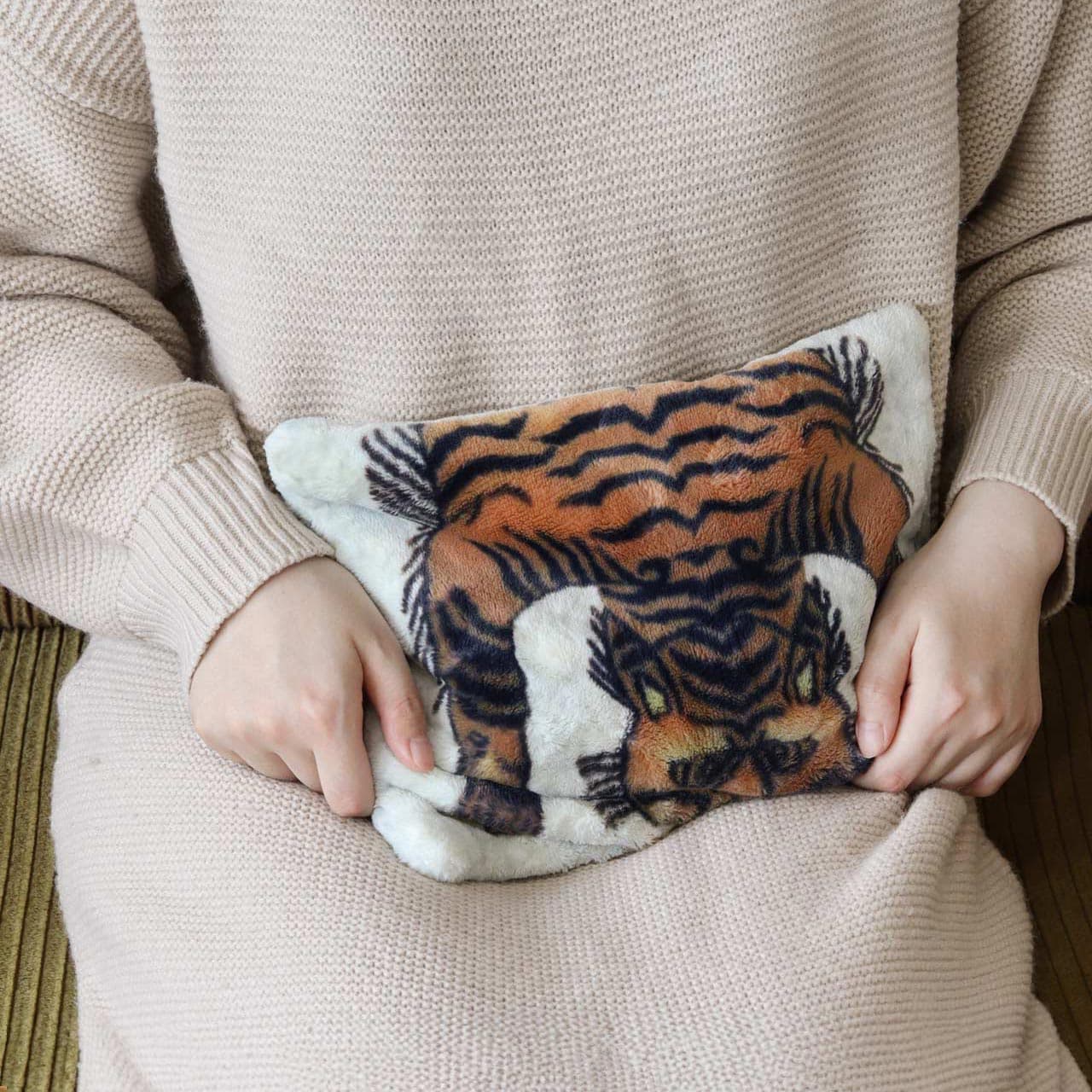 ELECTRIC HOT-WATER BAG / 電気式湯たんぽ