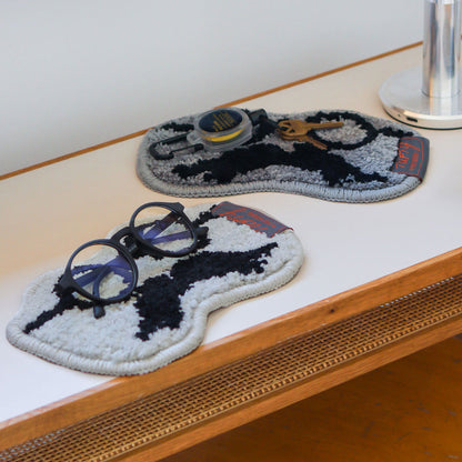 TUFTY GLASSES MAT / タフティー グラッシーズマット