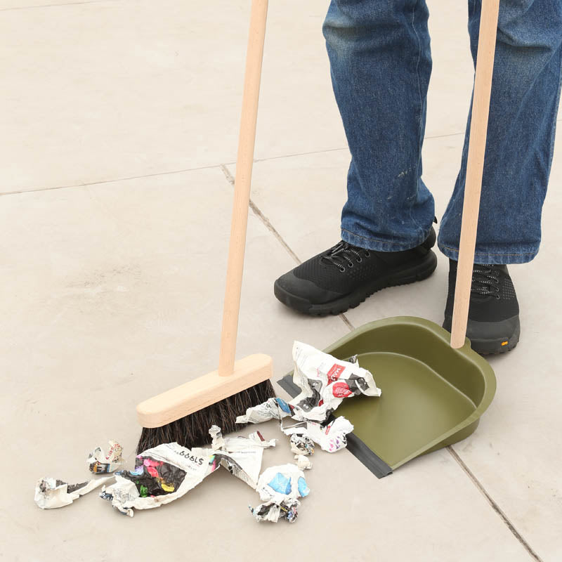 DUSTPAN & BROOM