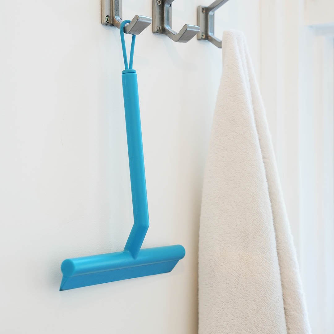 SQUEEGEE