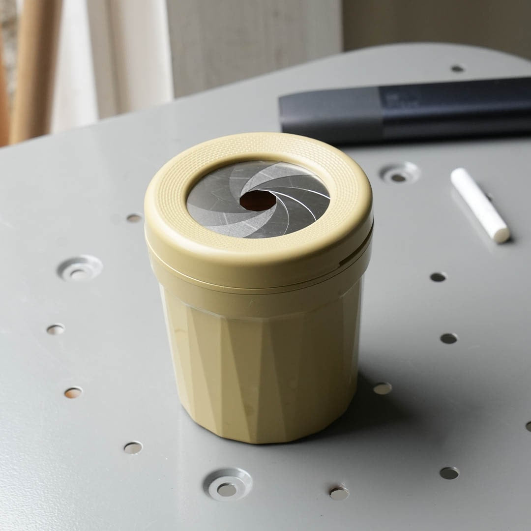 ASHTRAY FOR E-CIGARETTES