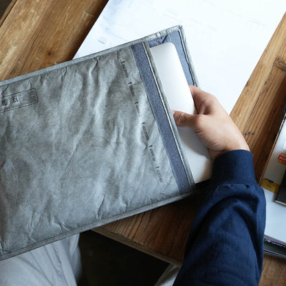 PADDED ENVELOPE BAG 